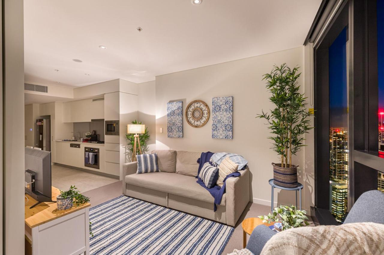 Hamptons Retreat On Level 77 Skytower Apartment Brisbane Exterior photo