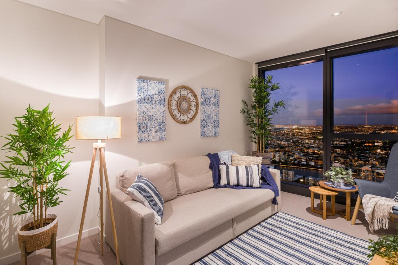 Hamptons Retreat On Level 77 Skytower Apartment Brisbane Exterior photo